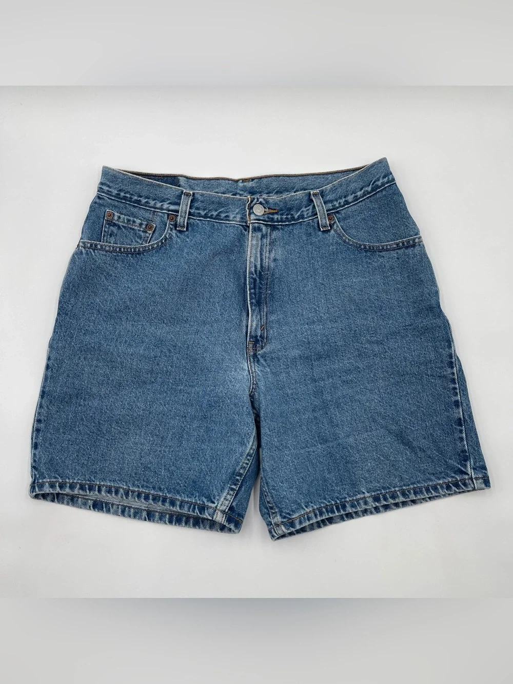 VTG 2000s Levi’s 550 Jean Shorts Women’s 14 Mis Relaxed Fit Blue Denim Jorts